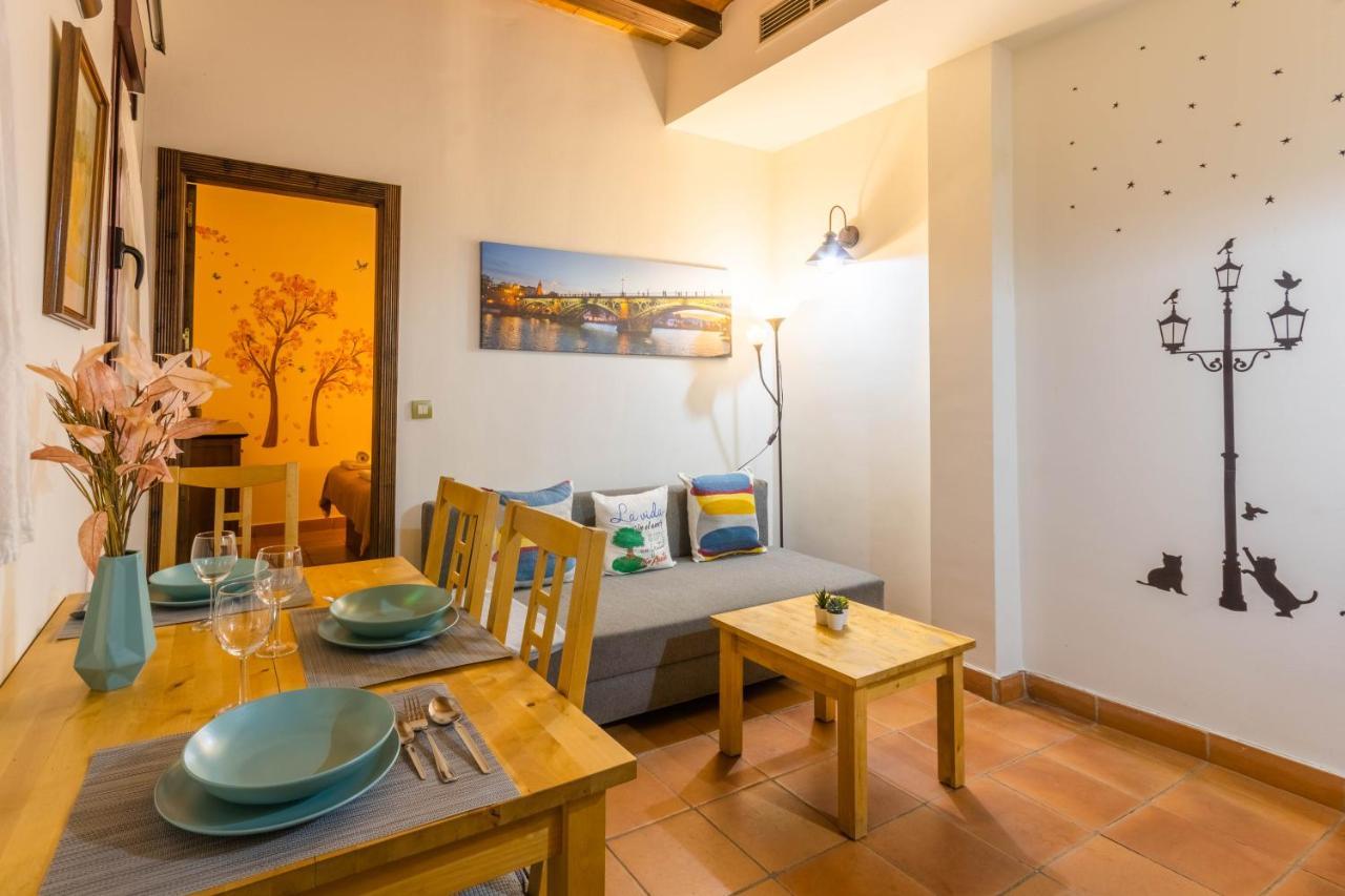 Macarena Muralla Encantada Apartment Sevilla Exterior foto